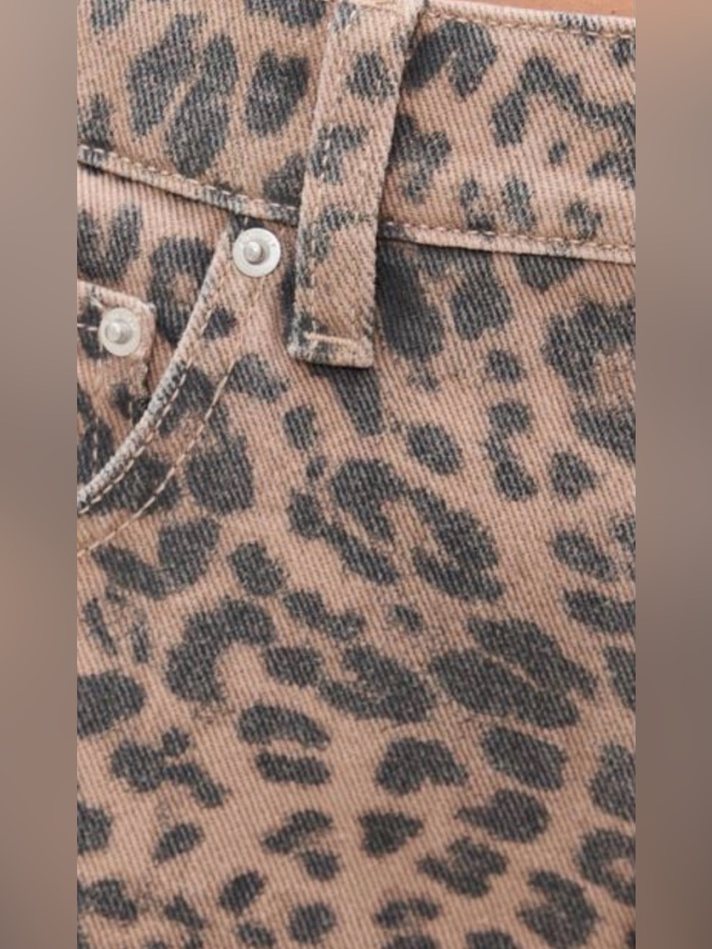 Z Supply Marli Denim Leopard Pants in Natural. Size 26 - Picture 13 of 15